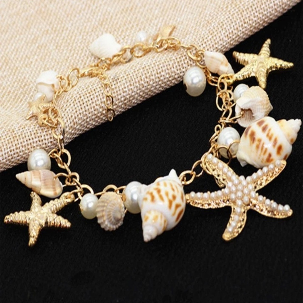 Gold Starfish and Shell Charm Bracelet